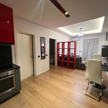 Downtown Grand Comfort Tiranë Ngoại thất bức ảnh