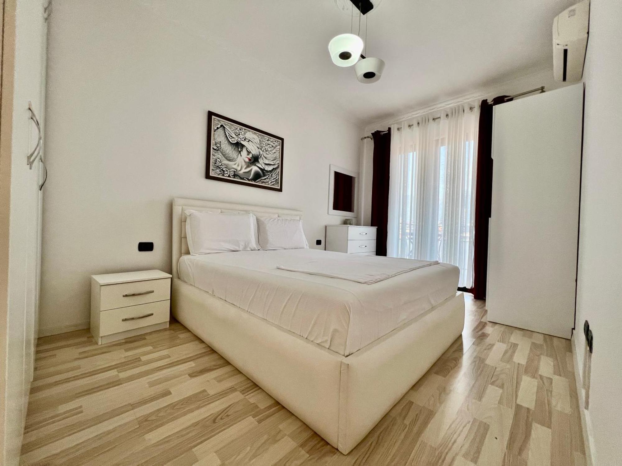 Downtown Grand Comfort Tiranë Ngoại thất bức ảnh