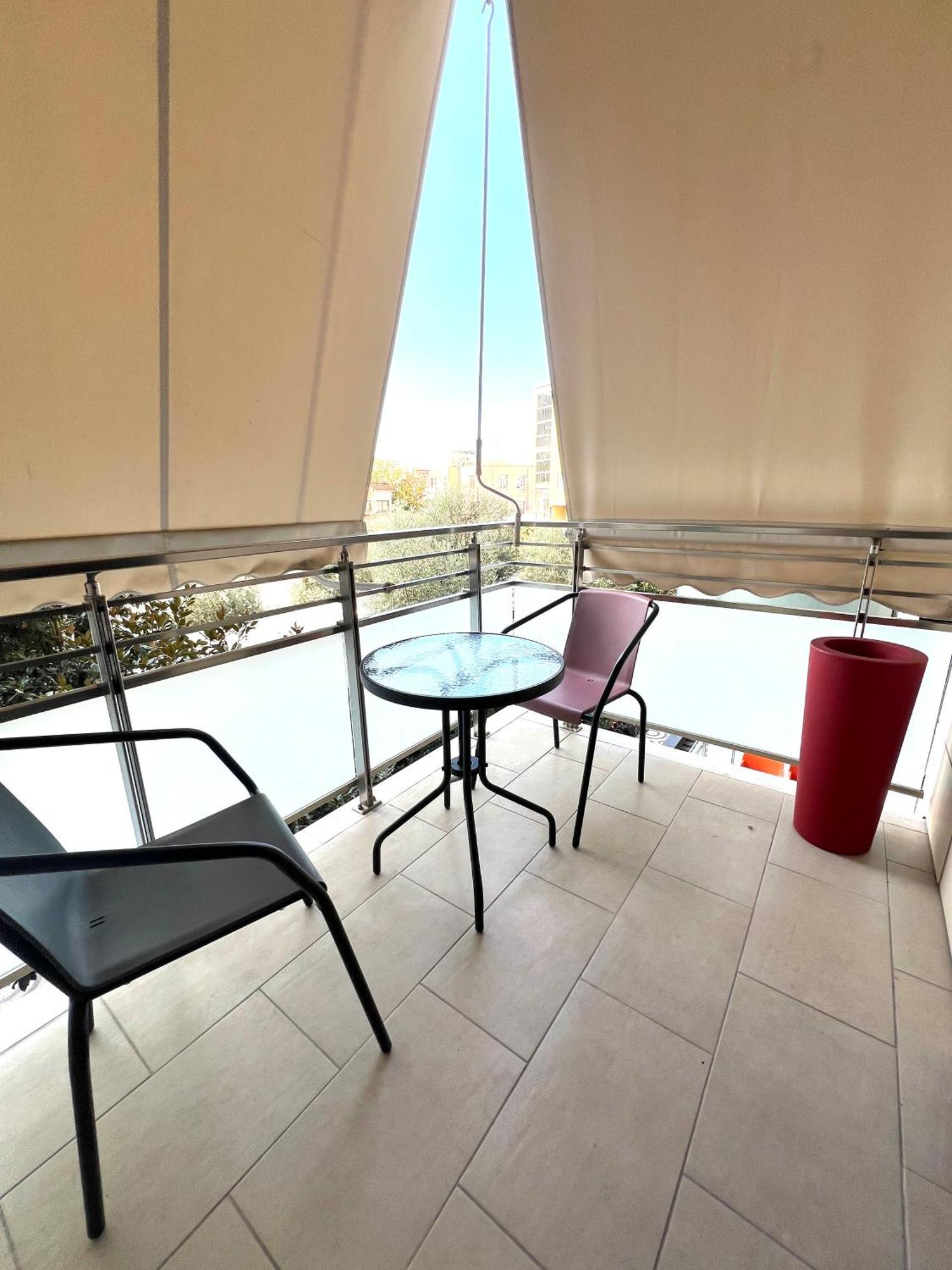 Downtown Grand Comfort Tiranë Ngoại thất bức ảnh