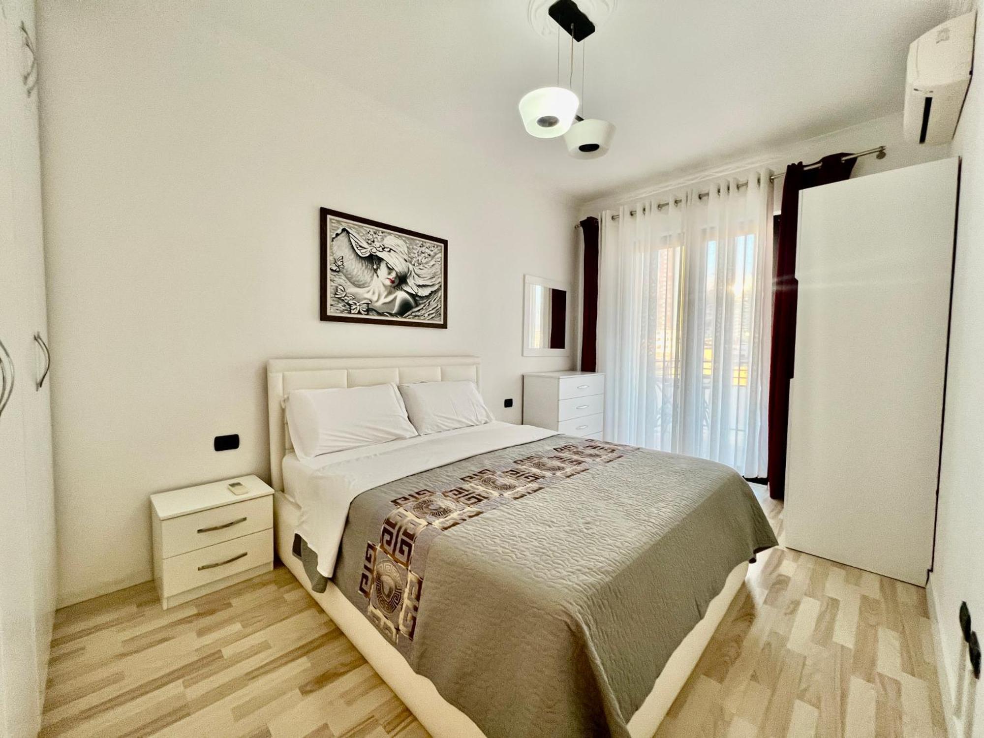 Downtown Grand Comfort Tiranë Ngoại thất bức ảnh